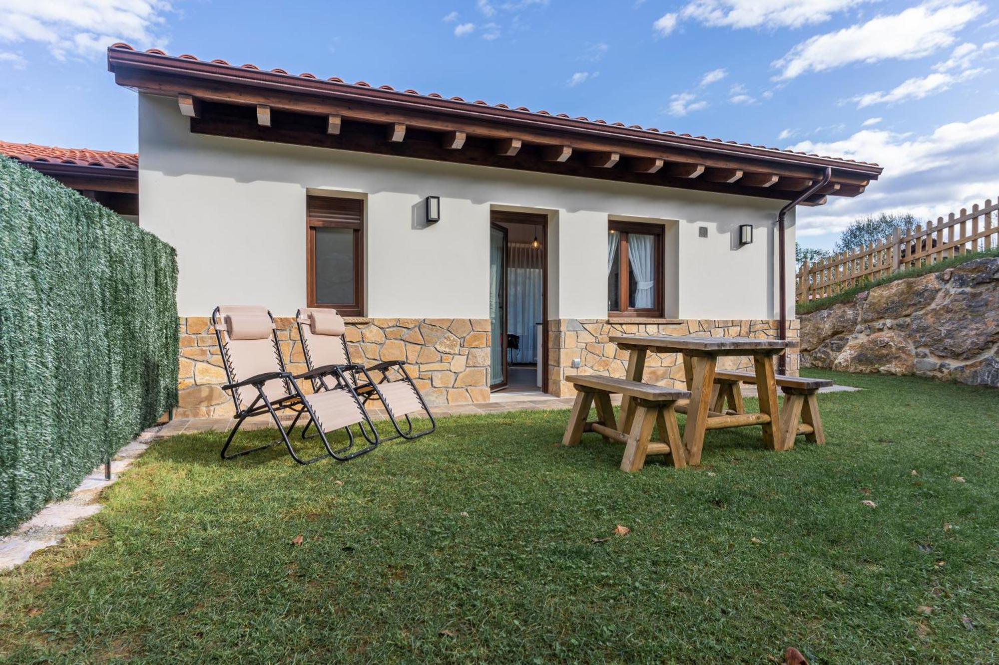 Apartamentos Cuetumerin Cangas de Onis Exterior photo