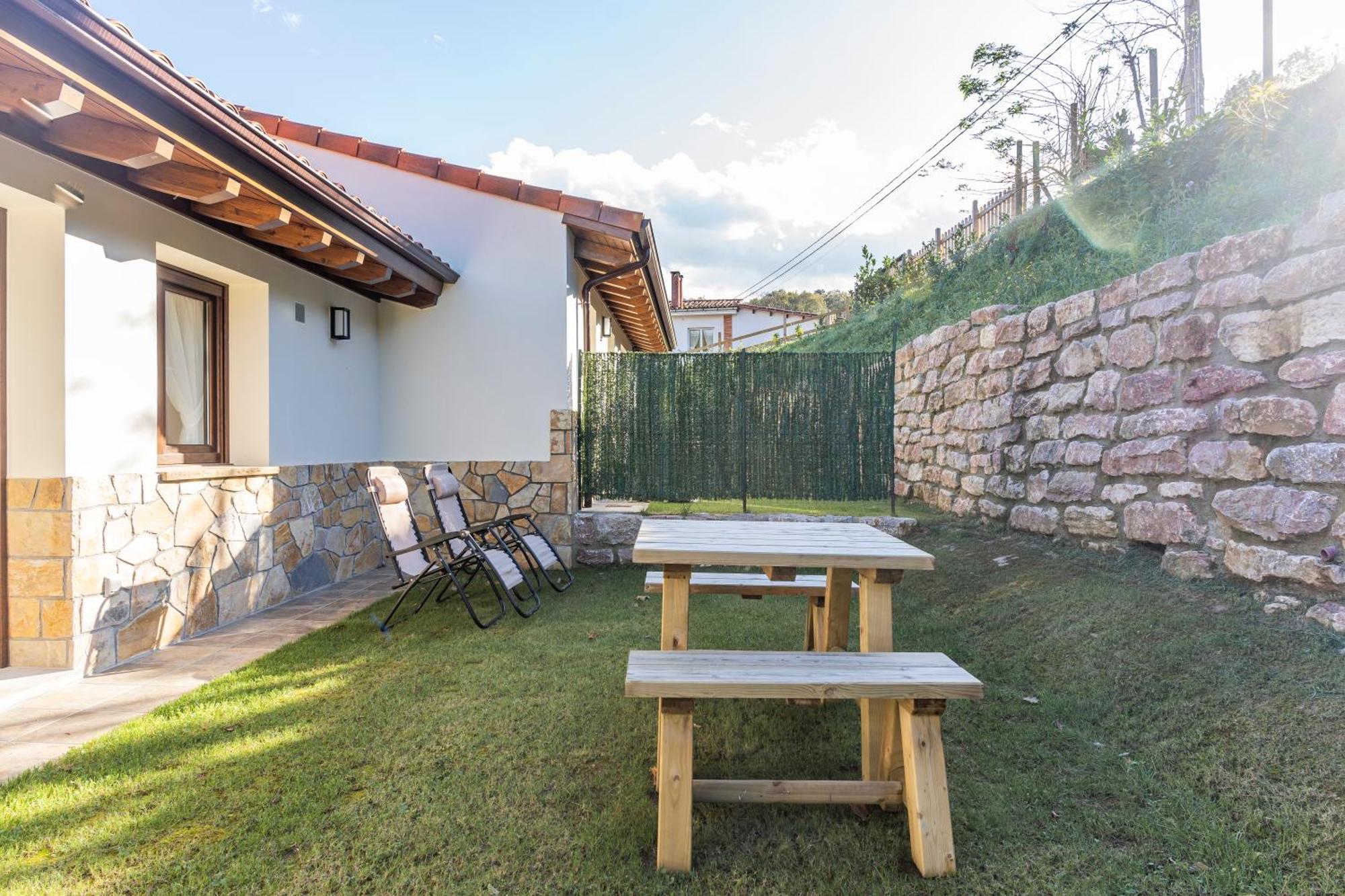 Apartamentos Cuetumerin Cangas de Onis Exterior photo