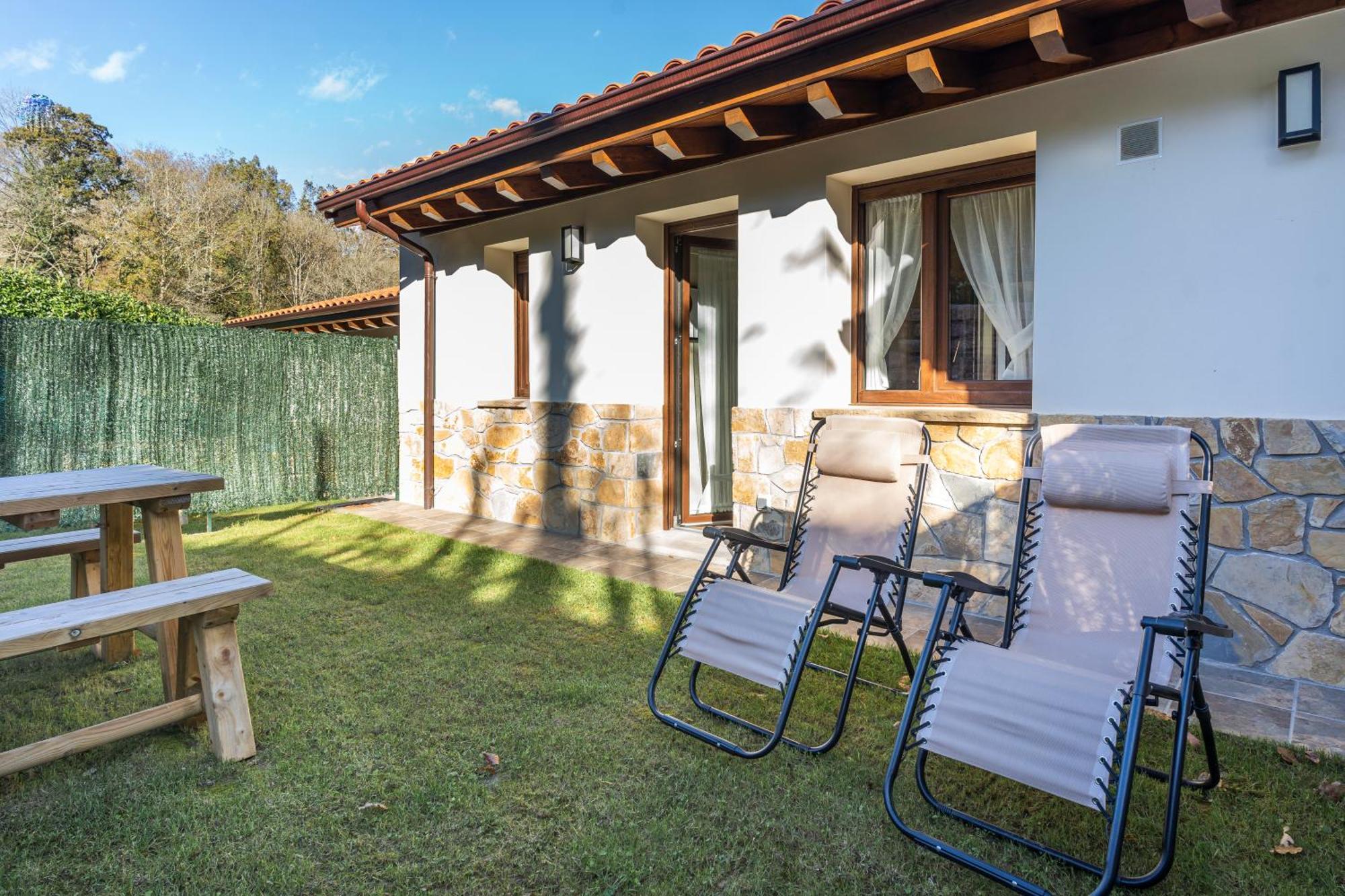Apartamentos Cuetumerin Cangas de Onis Exterior photo