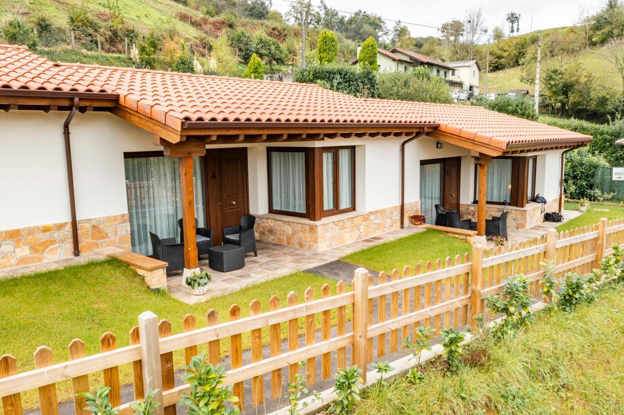 Apartamentos Cuetumerin Cangas de Onis Exterior photo